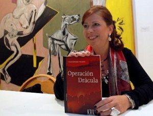 Pilar Sánchez Vicente, en la presentación en el Barjola. ::
J. BILBAO