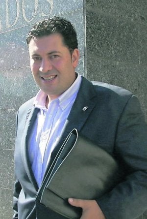 Iván Álvarez Raja. ::                             PALOMA UCHA