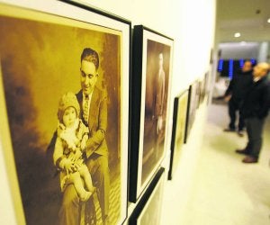 Imagen de la exposición sobre emigrantes en el Valey. ::
MARIETA