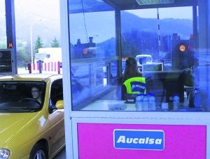 Cabina de Aucalsa en el Huerna. ::                             J. M. PARDO