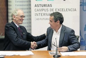 Jaime Martínez y Vicente Domínguez sellan el acuerdo. ::                             M.  ROJAS