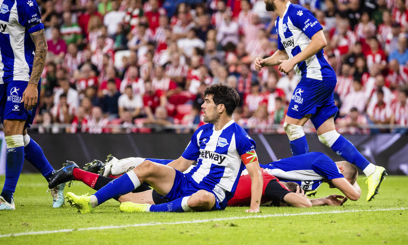 Las mejores fotografías correspondientes al partido de la quinta jornada del campeonato de Liga