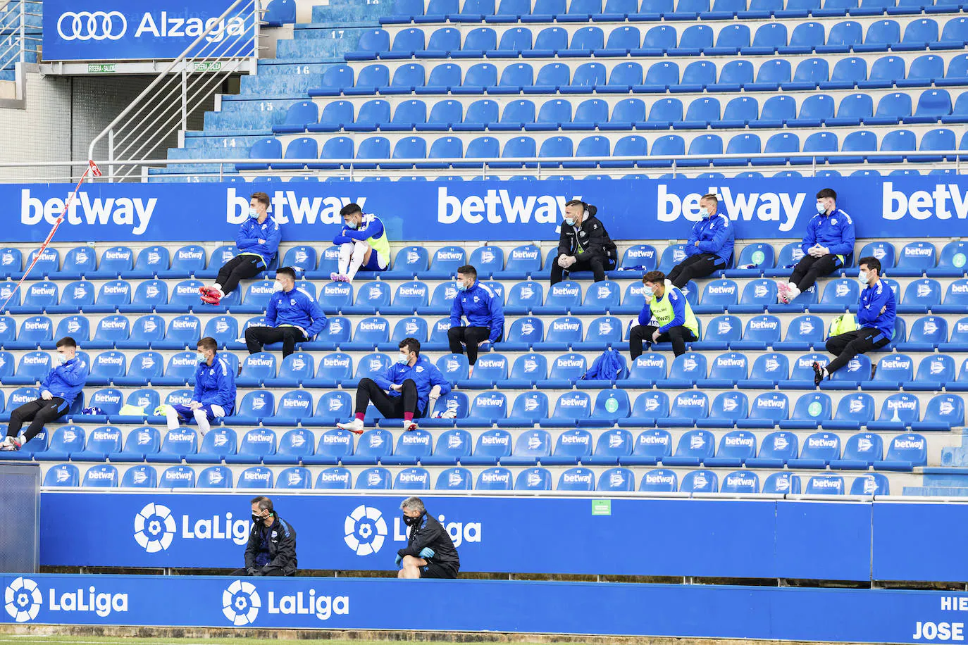 Fotos: Las fotos del Alavés - Real Sociedad