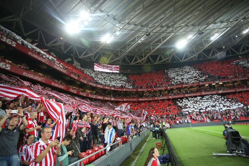 Fotos: Ambiente de derbi en los alrededores de San Mamés