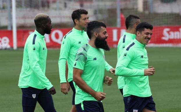 Athletic | Iñigo Martínez no entrena y apunta a baja contra el Valencia