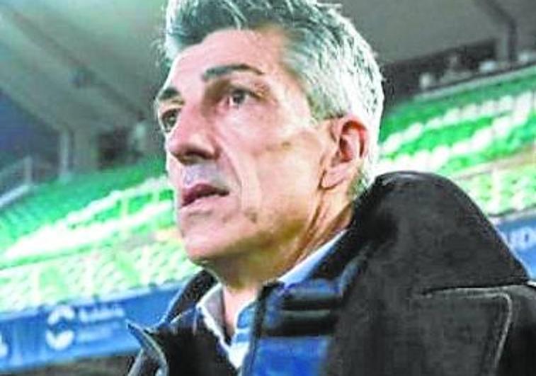 La Real, a vueltas con el '9' para el derbi