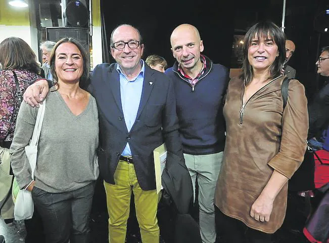 Mónica Durango, Goyo Arbizu, Aitor Bernardo y Sonia Orueta.