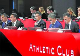 No hay sitio para todos los directivos del Athletic en el palco de La Cartuja: seis se quedarán fuera