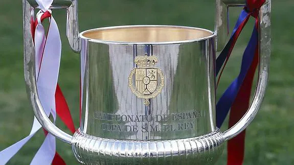 El trofeo cambiará este año al lelvar el escudo de Felipe VI.