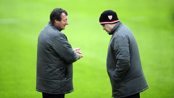 Bonini y Marcelo Bielsa, en su época en el Athletic.