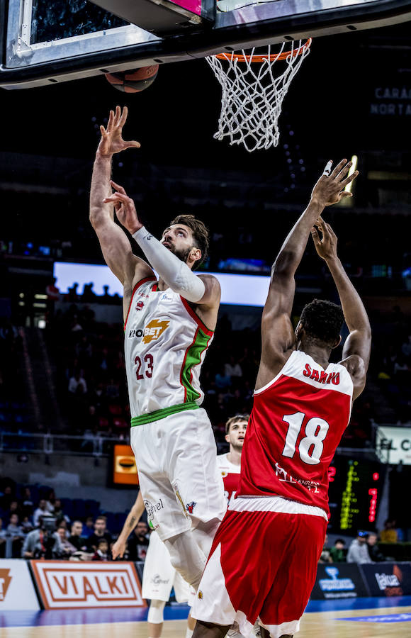 Fotos: Las imágenes del Baskonia - Manresa