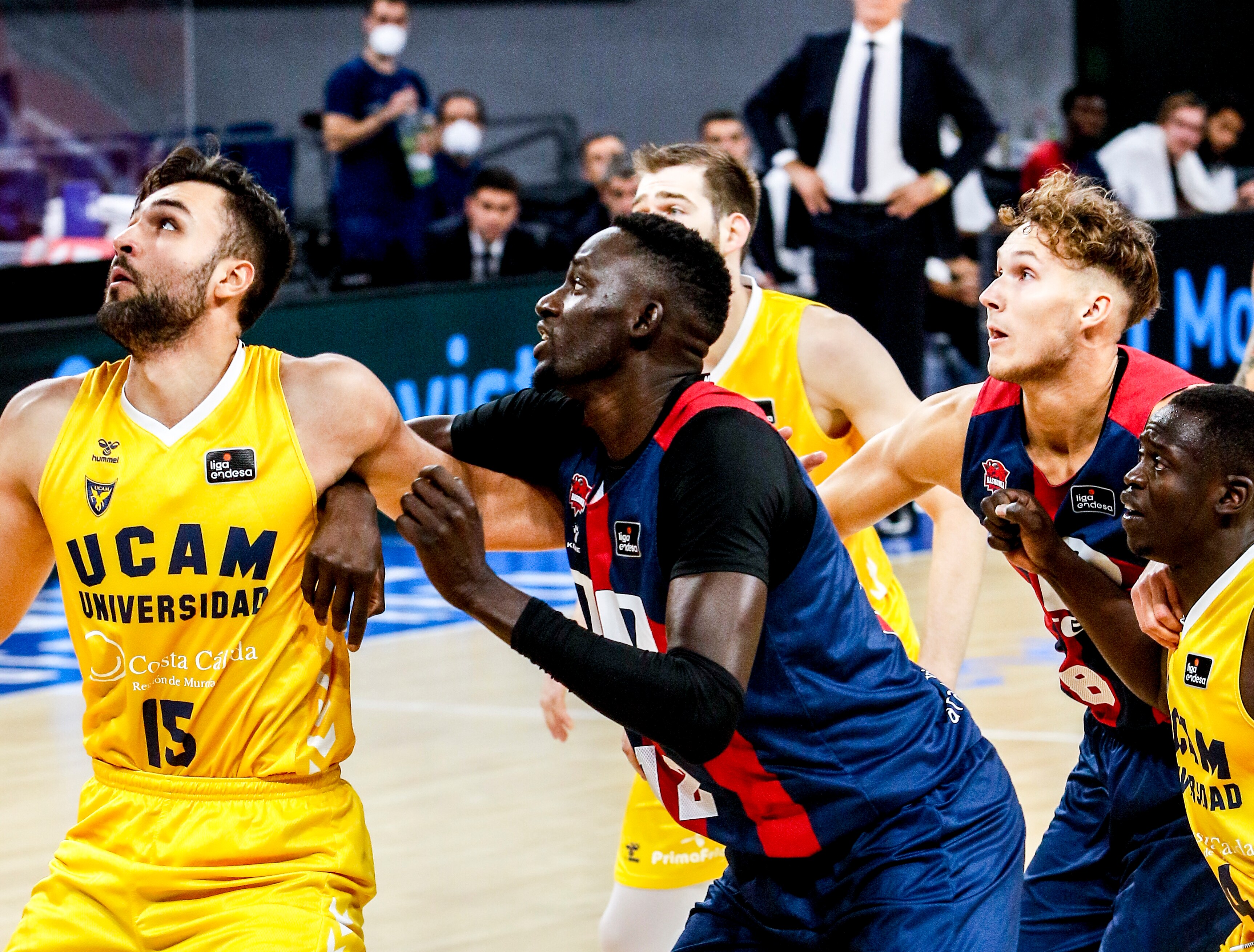 Fotos: Las mejores imágenes del Baskonia-UCAM Murcia