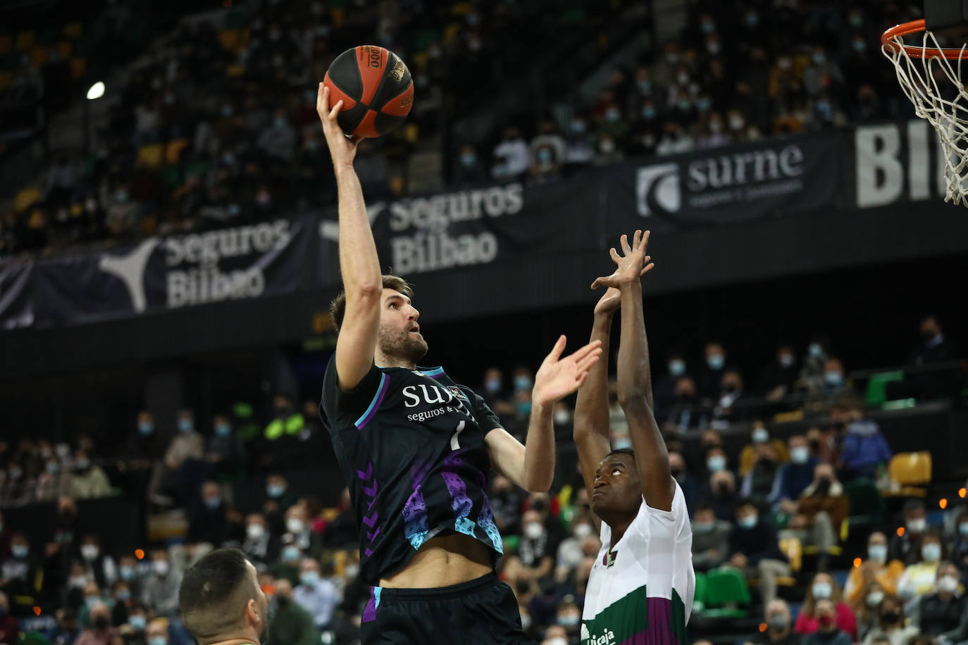 Fotos: Bilbao Basket-Unicaja en imágenes