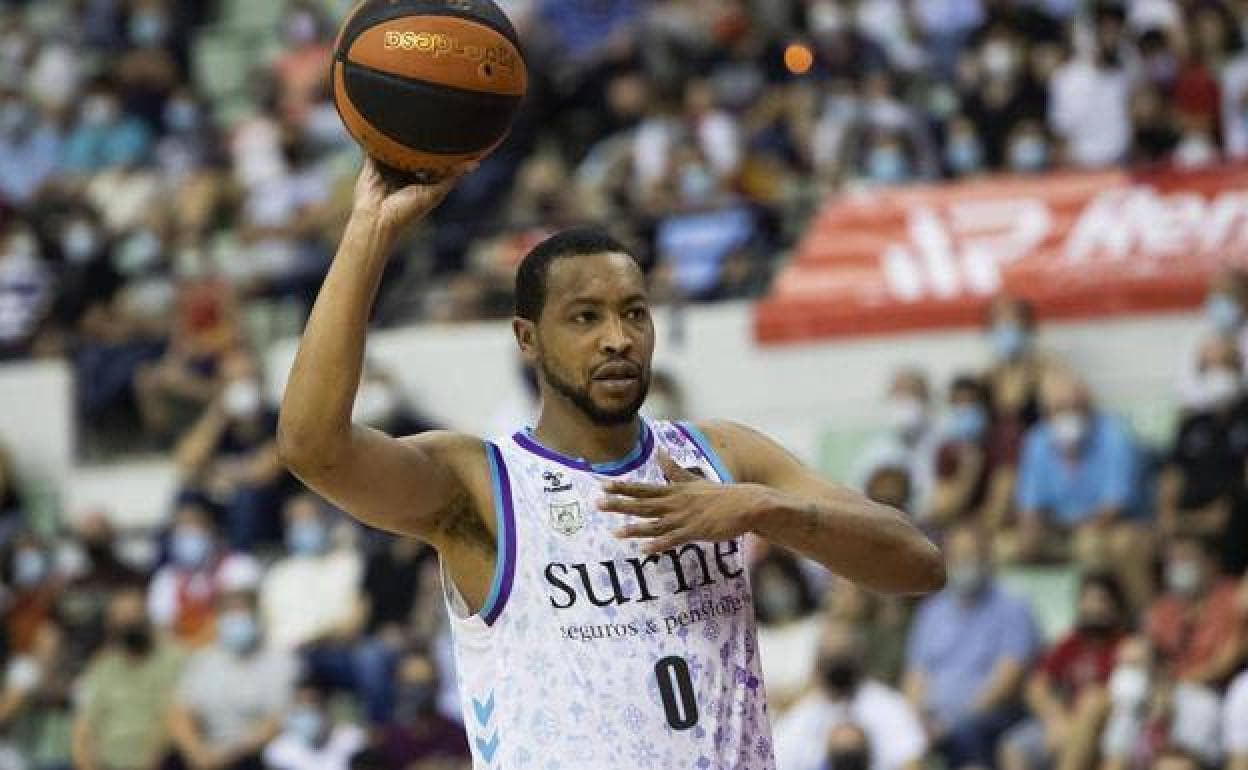 El Bilbao Basket teme que la lesión de su estrella Andrew Goudelock sea grave