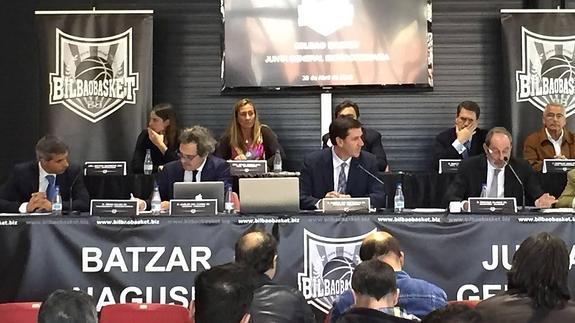 Imagen de la última junta general del consejo de administración del Bilbao Basket, celebrada el pasado 28 de abril.