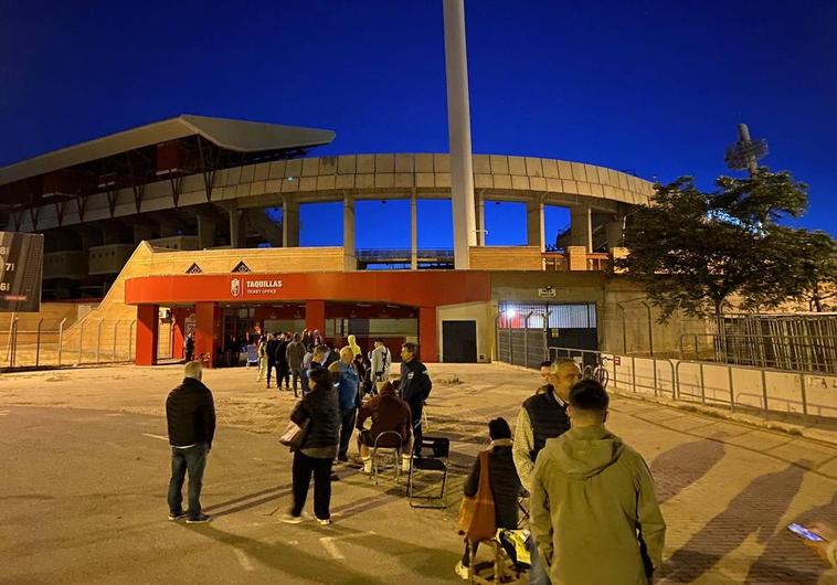 Desembarco de más de 1.200 granadinistas en Anduva