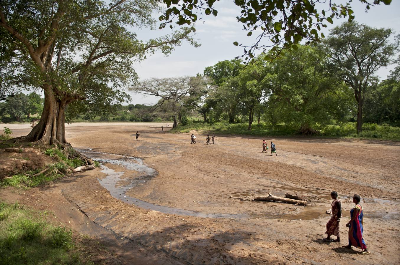 Paso del río en Dimeka.