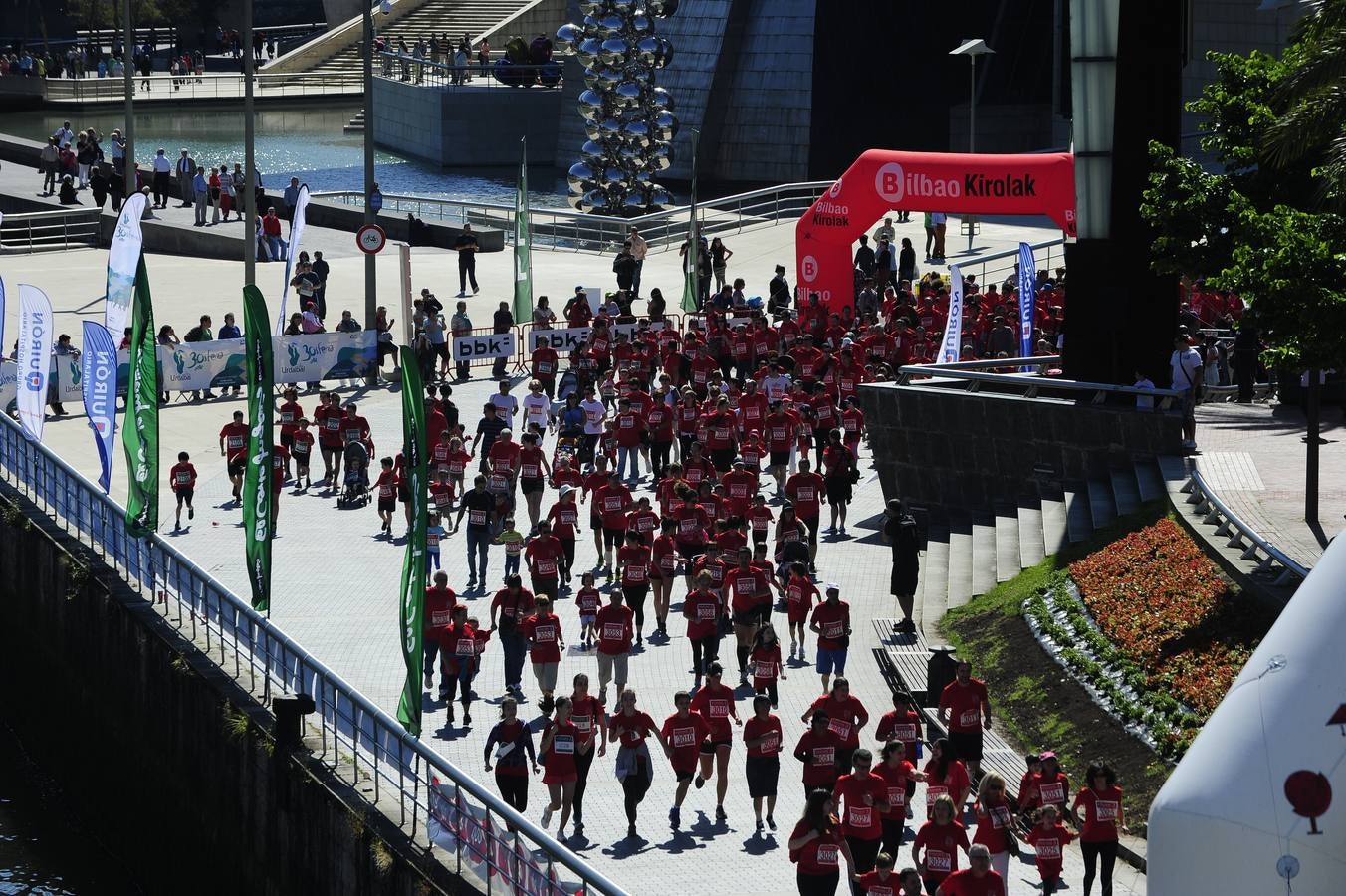 Las mejores imágenes de la III Carrera Familiar de Bilbao