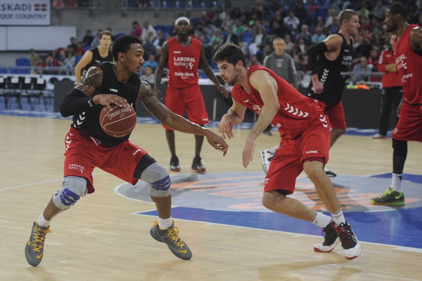 Primer entrenamiento abierto del Baskonia