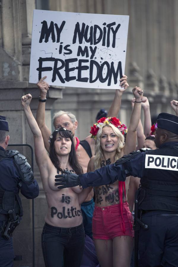 Protesta de Femen en París