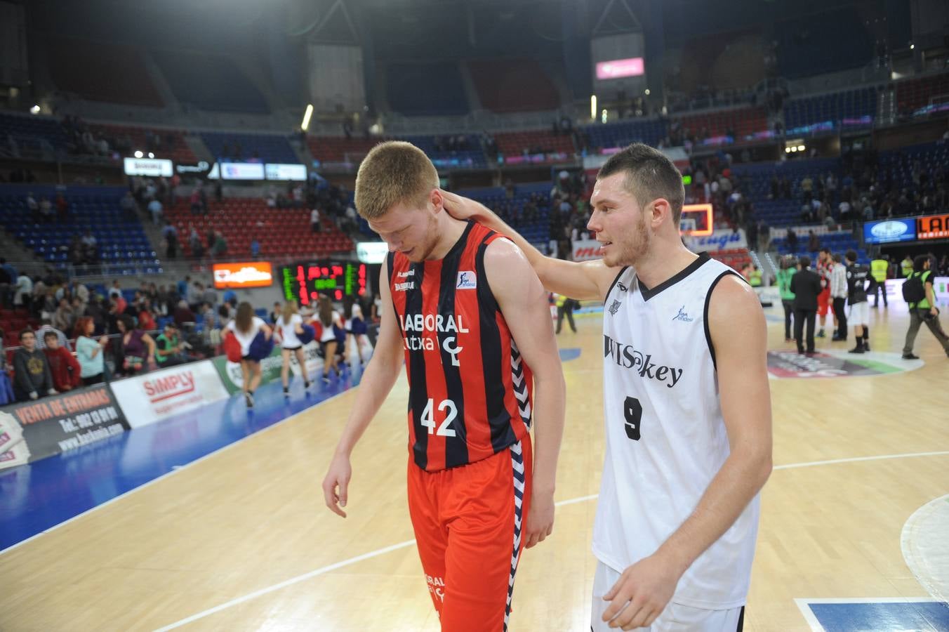 Las mejores imágenes del partido Laboral Kutxa-Bilbao Basket