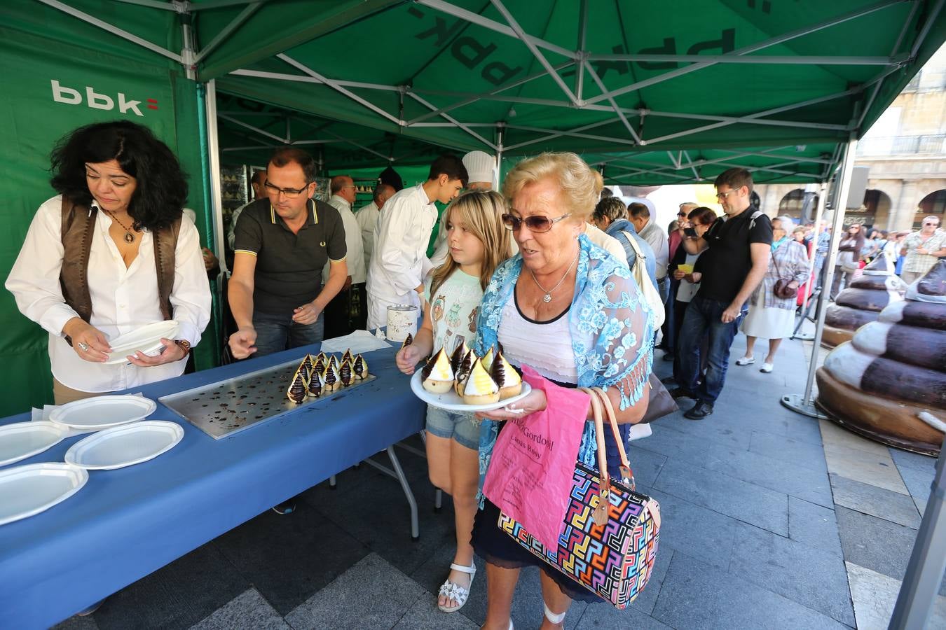 4.000 carolinas contra Sanfilippo