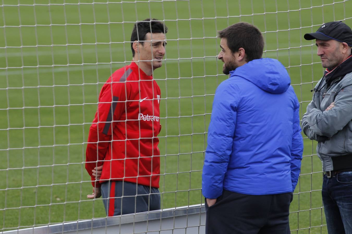 Entrenamiento del Athletic con Aduriz e Iraola al margen