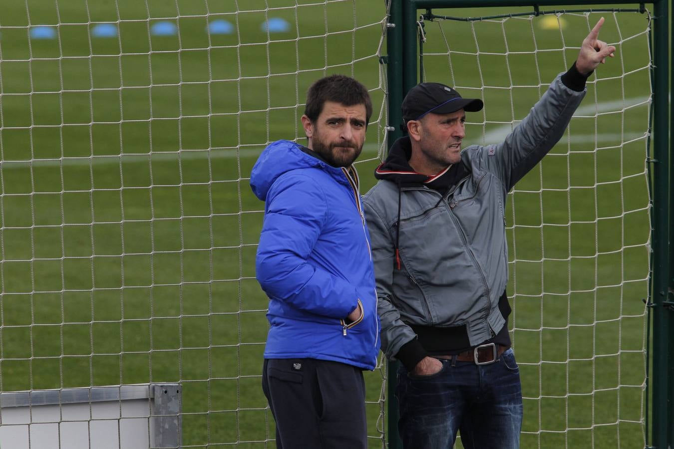 Entrenamiento del Athletic con Aduriz e Iraola al margen