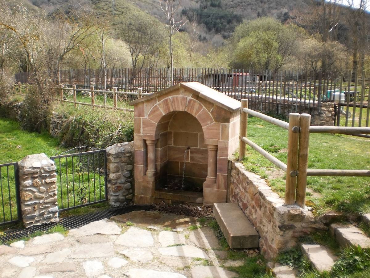 Fuente en el camino de Herradura