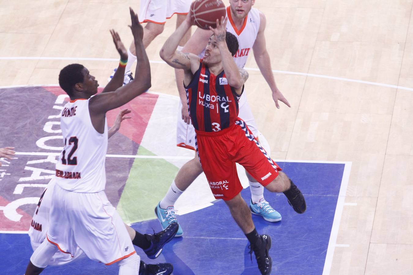 Las mejores imágenes del Laboral Kutxa - Fuenlabrada