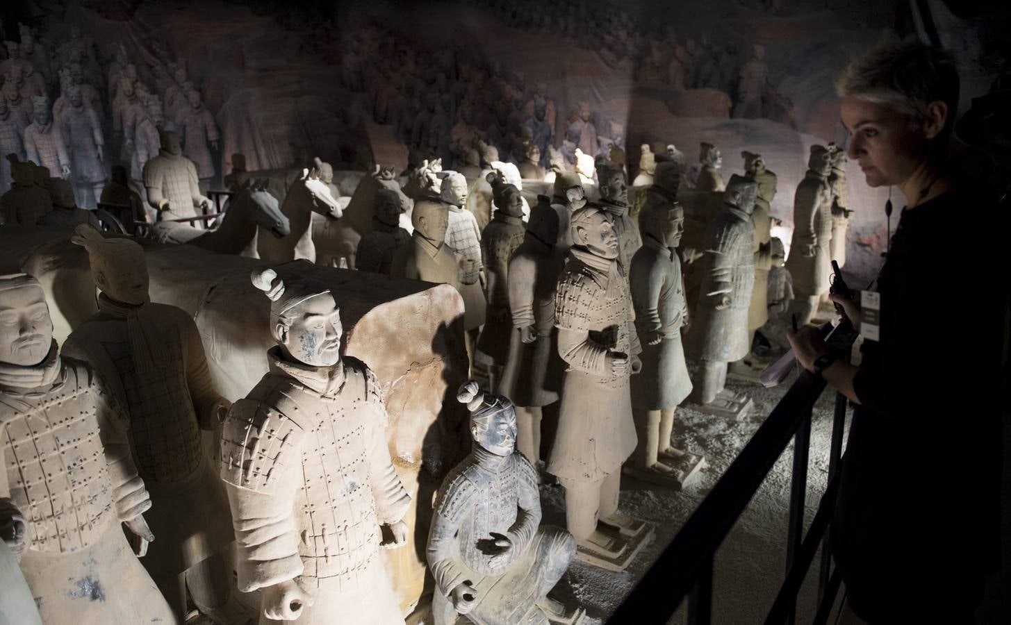 Grandes colas para ver los guerreros de Xian en el Euskalduna