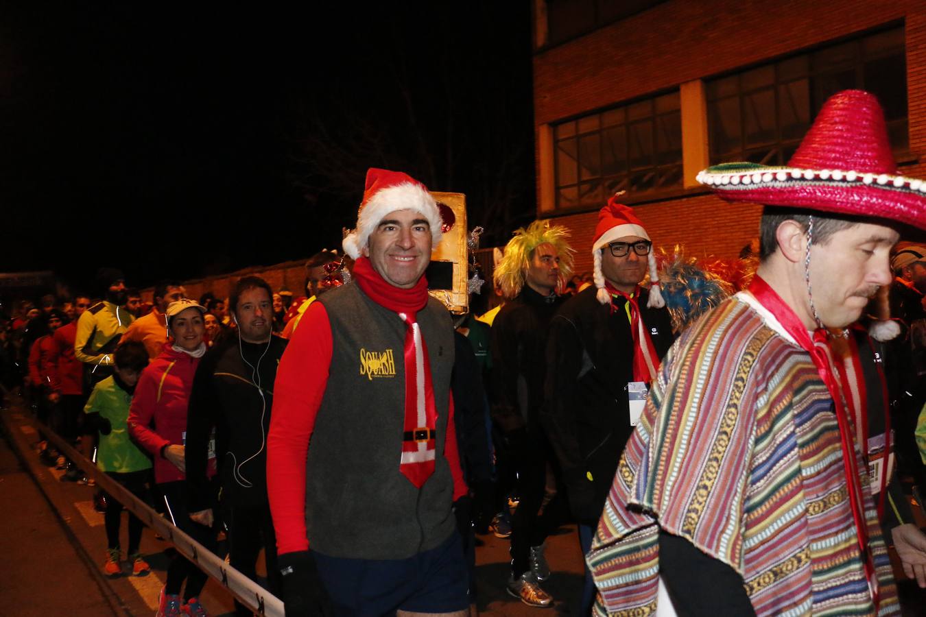 Fiesta y deportes en la San Silvestre de Vitoria