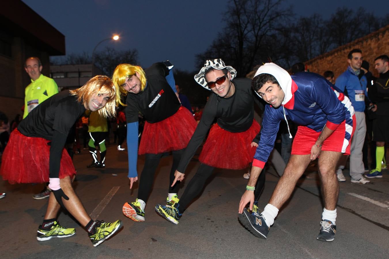 Fiesta y deportes en la San Silvestre de Vitoria