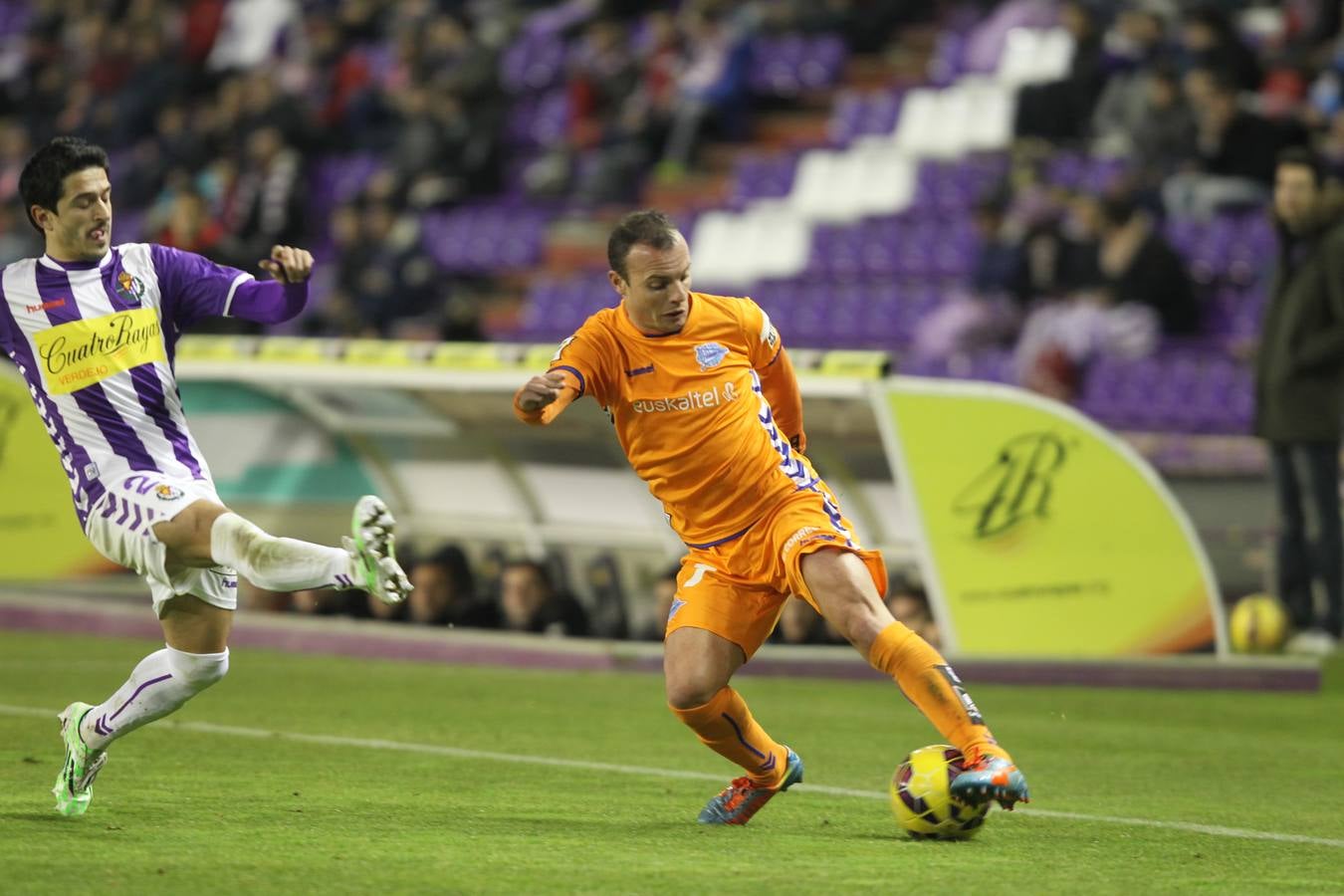 Todas las fotos del partido Valladolid-Alavés