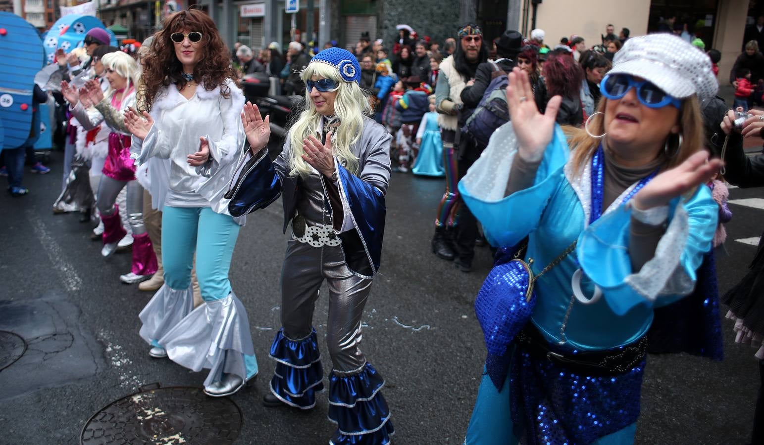 Santutxu se pinta la cara por carnaval