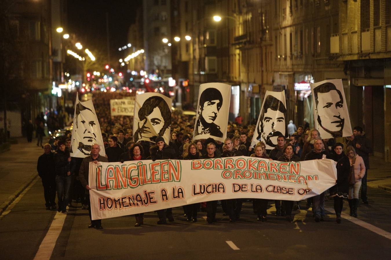 Vitoria recuerda a las víctimas del 3 dfe marzo