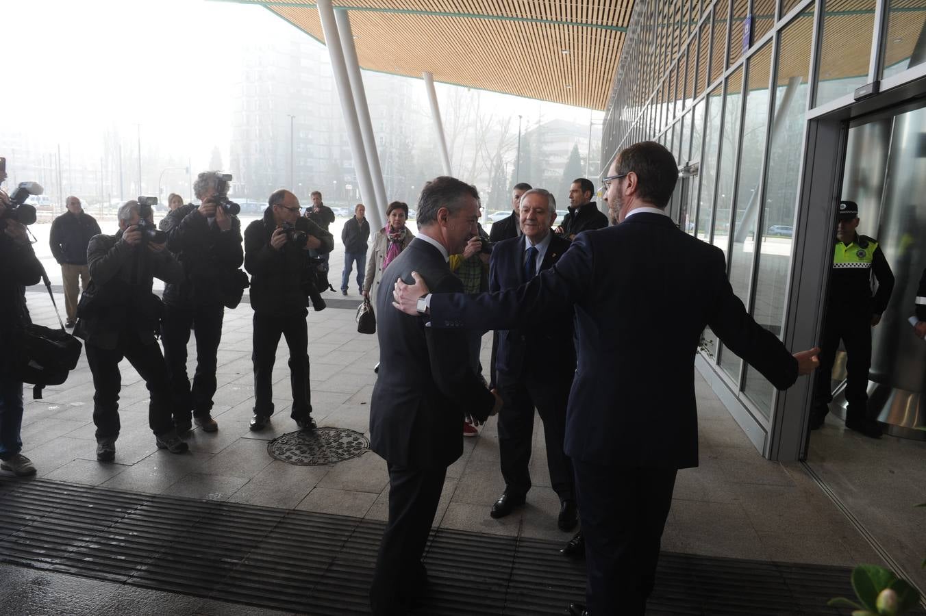 Acto inaugural de la nueva estación de autobuses de Vitoria