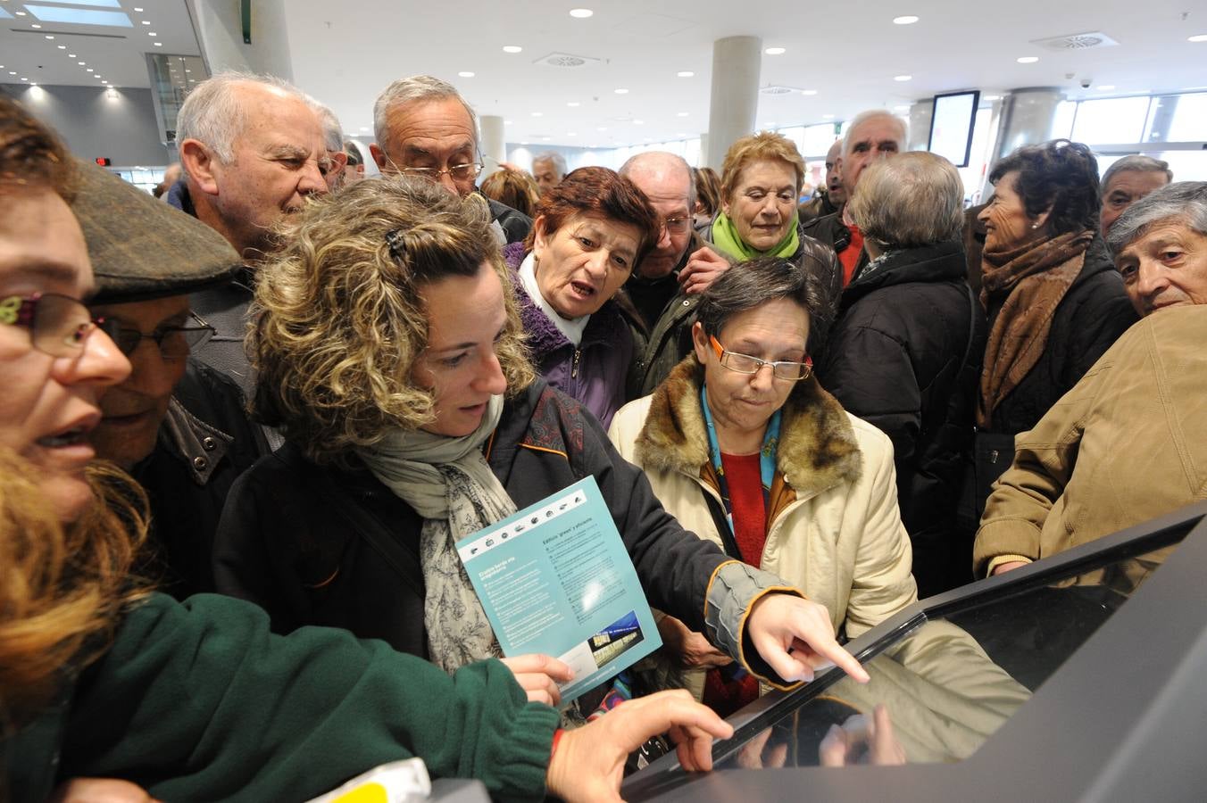 Expectación en la jornada de puertas abiertas de la nueva estación de autobuses
