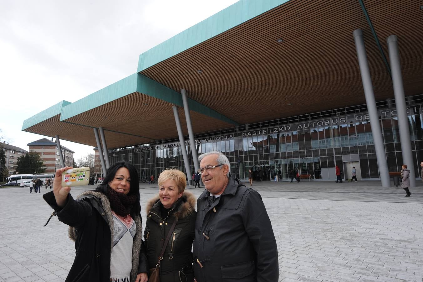 Expectación en la jornada de puertas abiertas de la nueva estación de autobuses