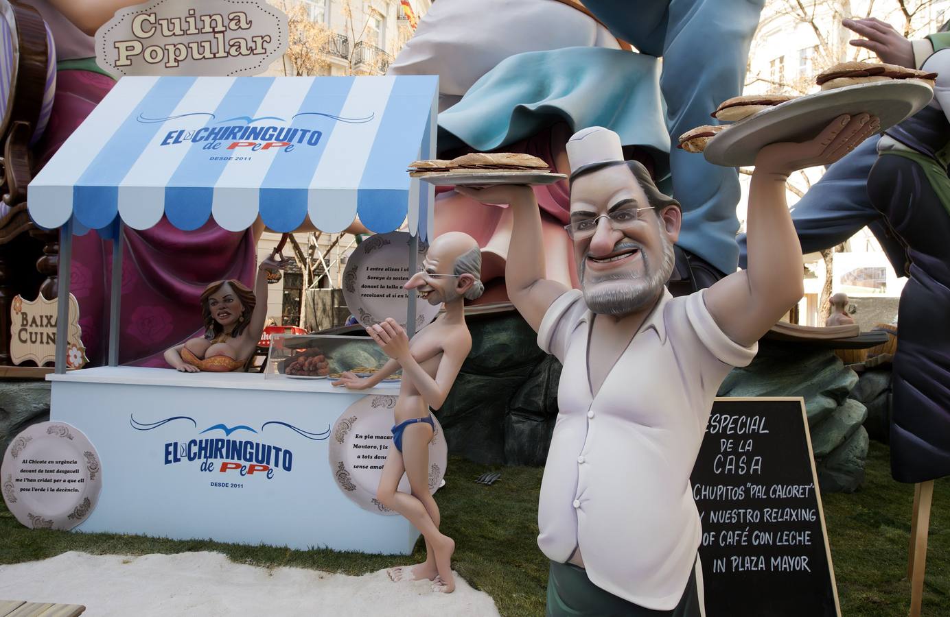 Las Fallas de Valencia, antes de la &#039;cremà&#039;