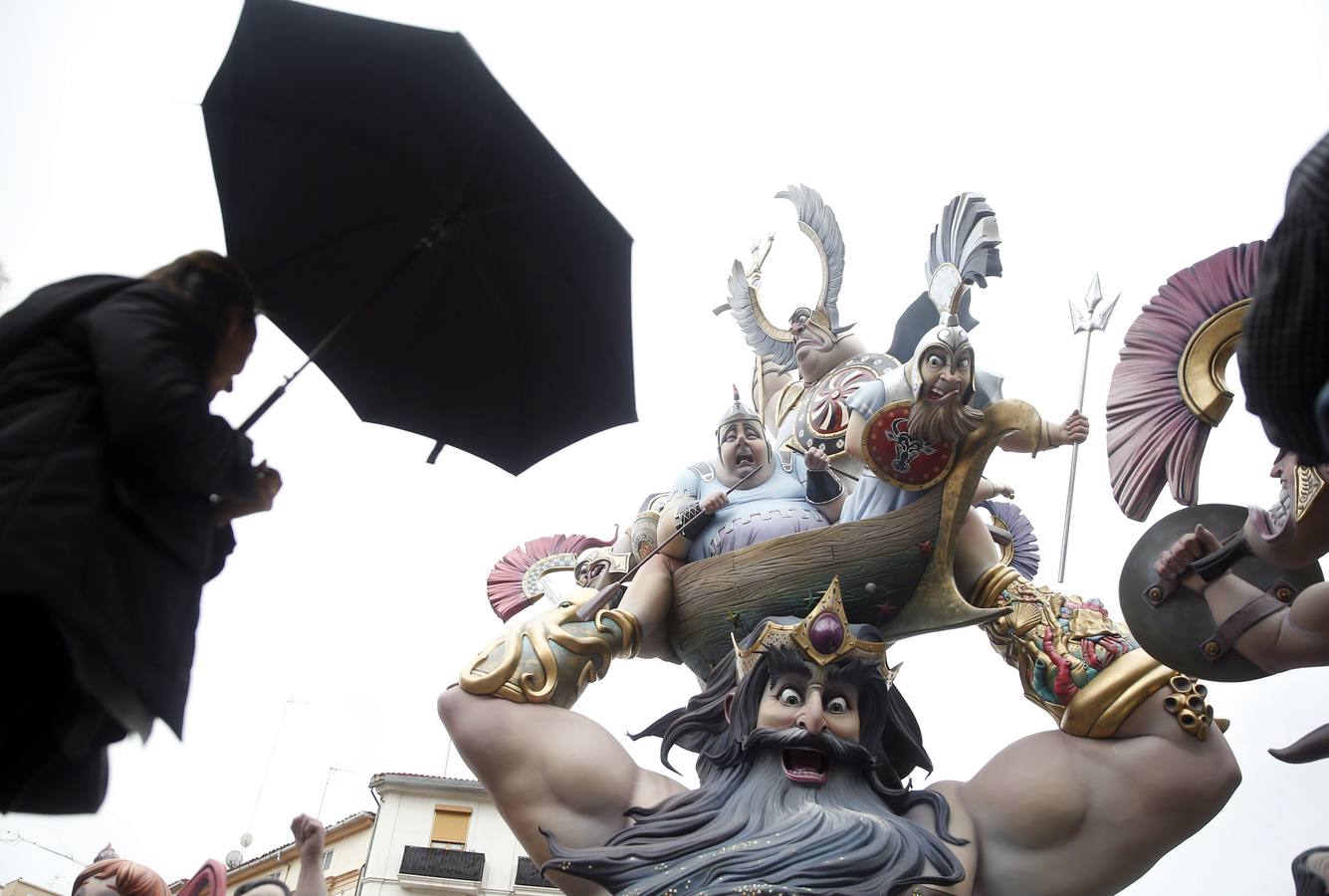 Las Fallas de Valencia, antes de la &#039;cremà&#039;