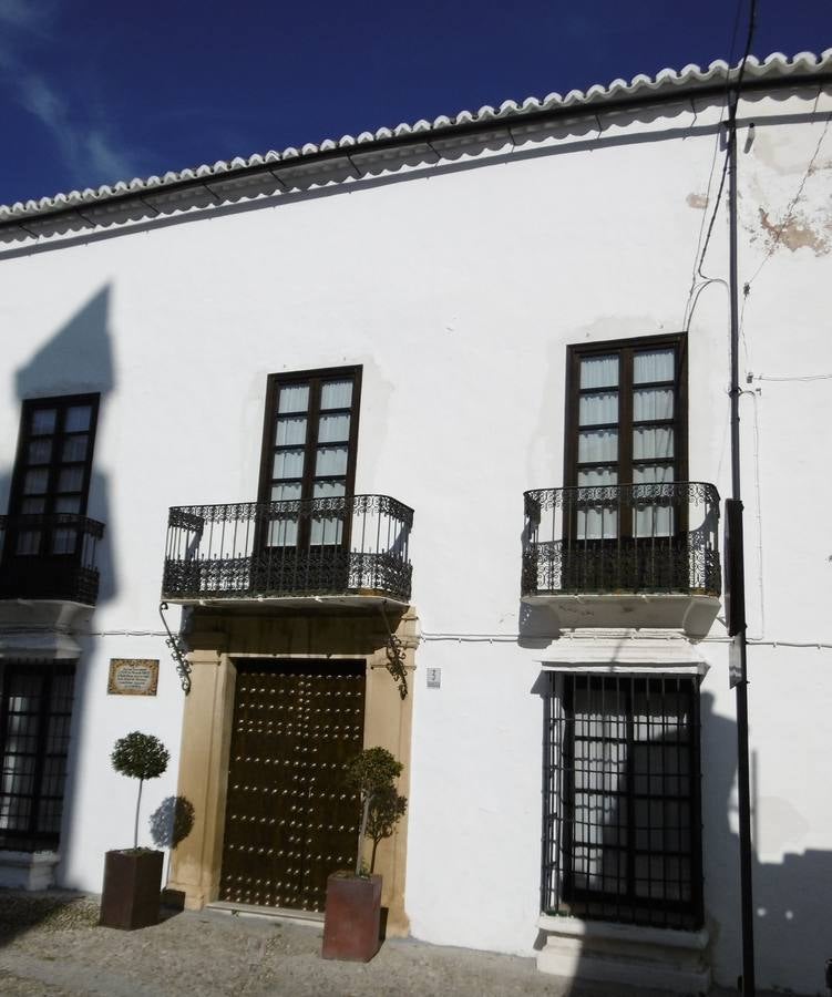 Ronda, la joya serrana asomada al Tajo