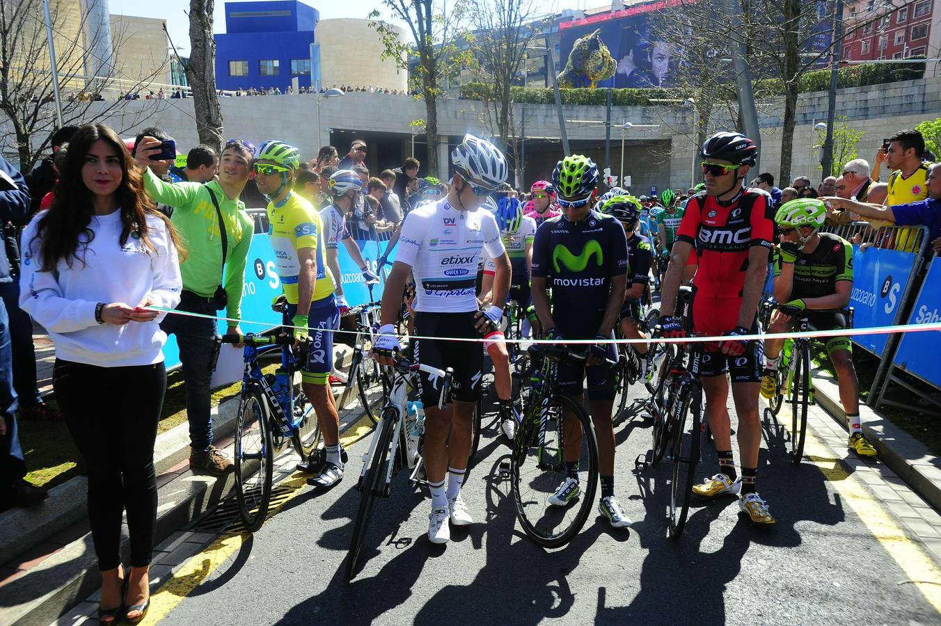 Un plante de cinco minutos para denunciar las caídas de ayer
