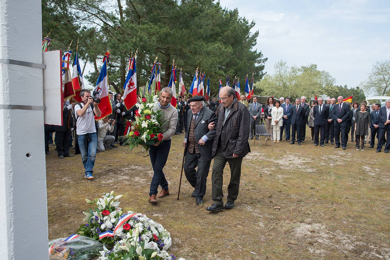 Emotivo homenaje a los gudaris del Batallón Gernika