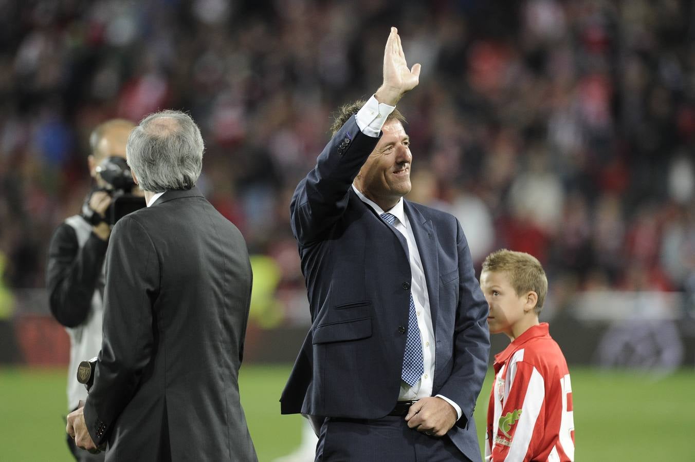 Le Tissier, durante el homenaje en el derbi