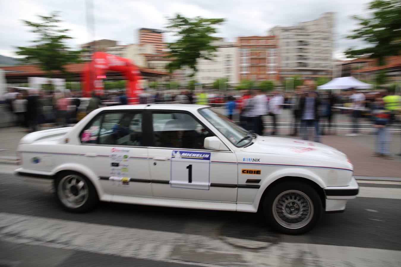 Cerca de 50 coches clásicos compiten en el Rallyestone