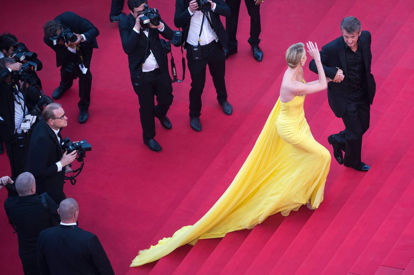 Charlize Theron y Sean Penn, la pareja más brillante en Cannes