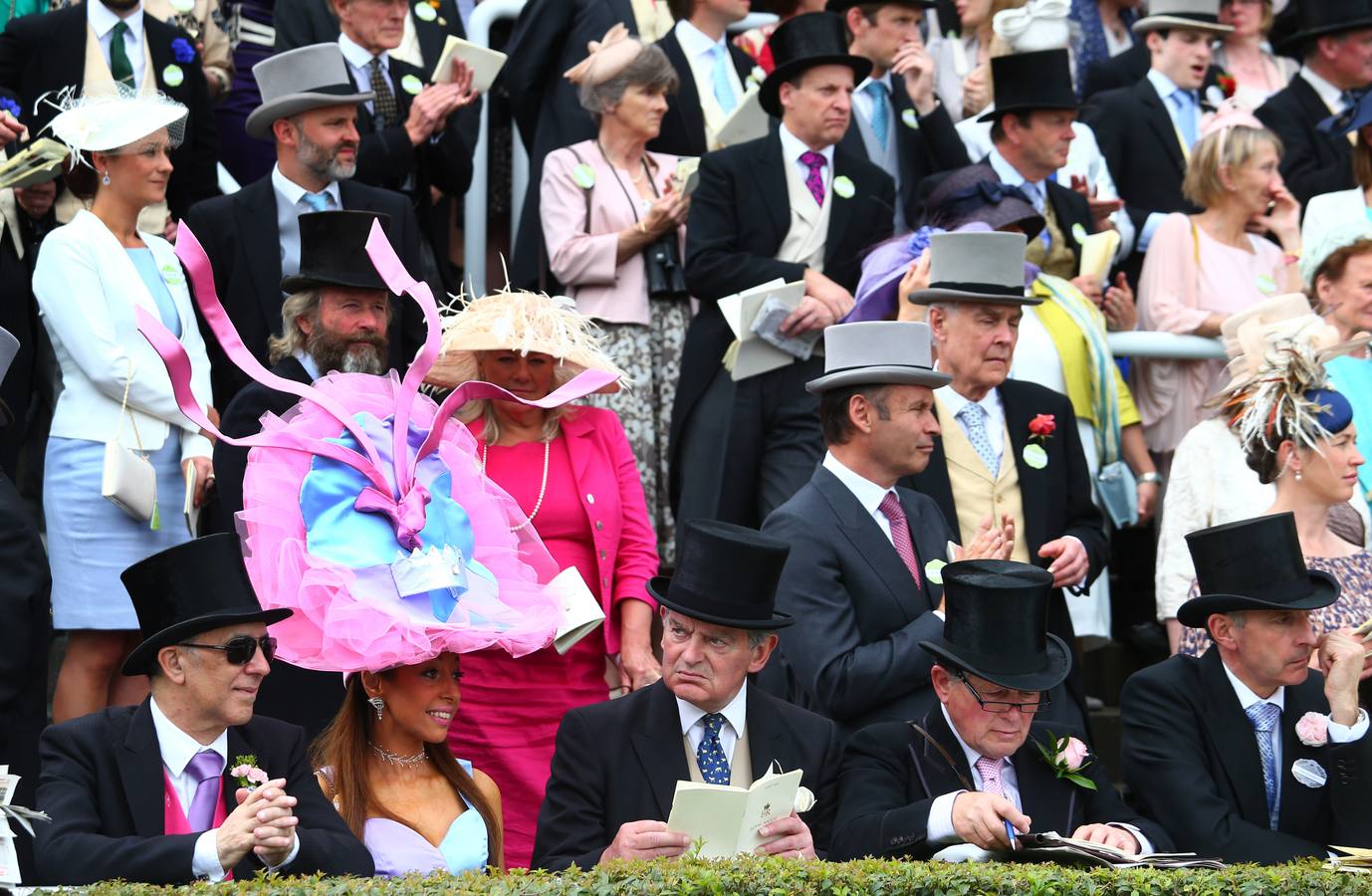 Ascot: la pasarela más extravagante de sombreros