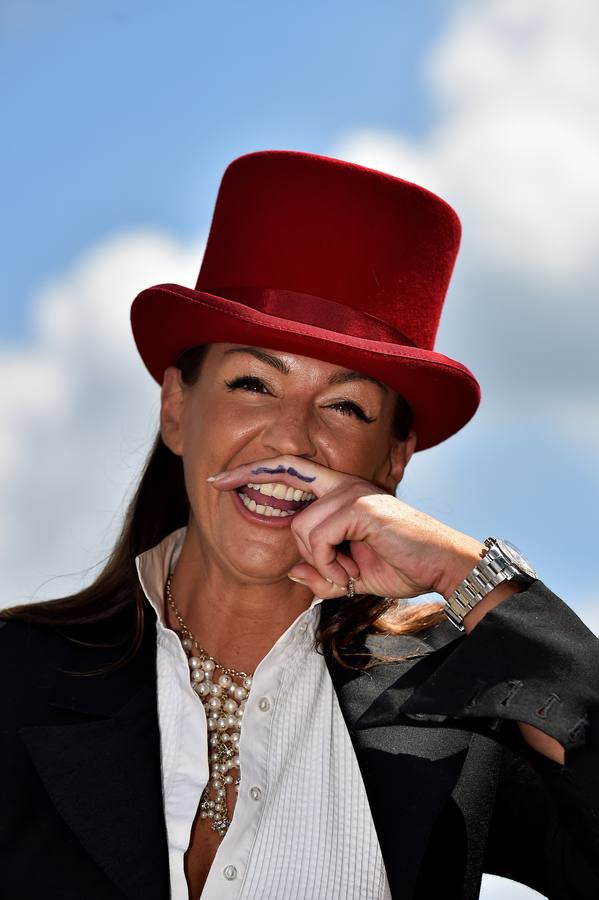 Ascot: la pasarela más extravagante de sombreros