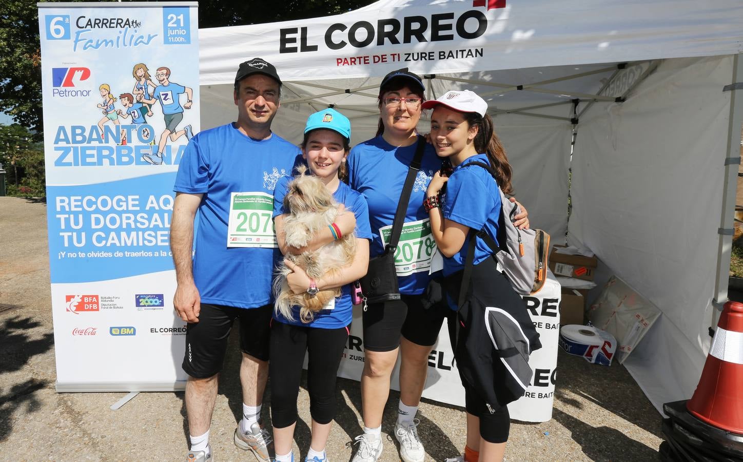 600 personas acuden a la Carrera Familiar de Abanto-Zierbena